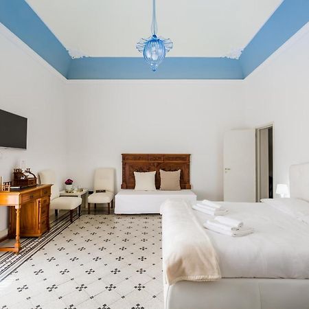 Bed and Breakfast Palazzo Montalbano Шиклі Екстер'єр фото