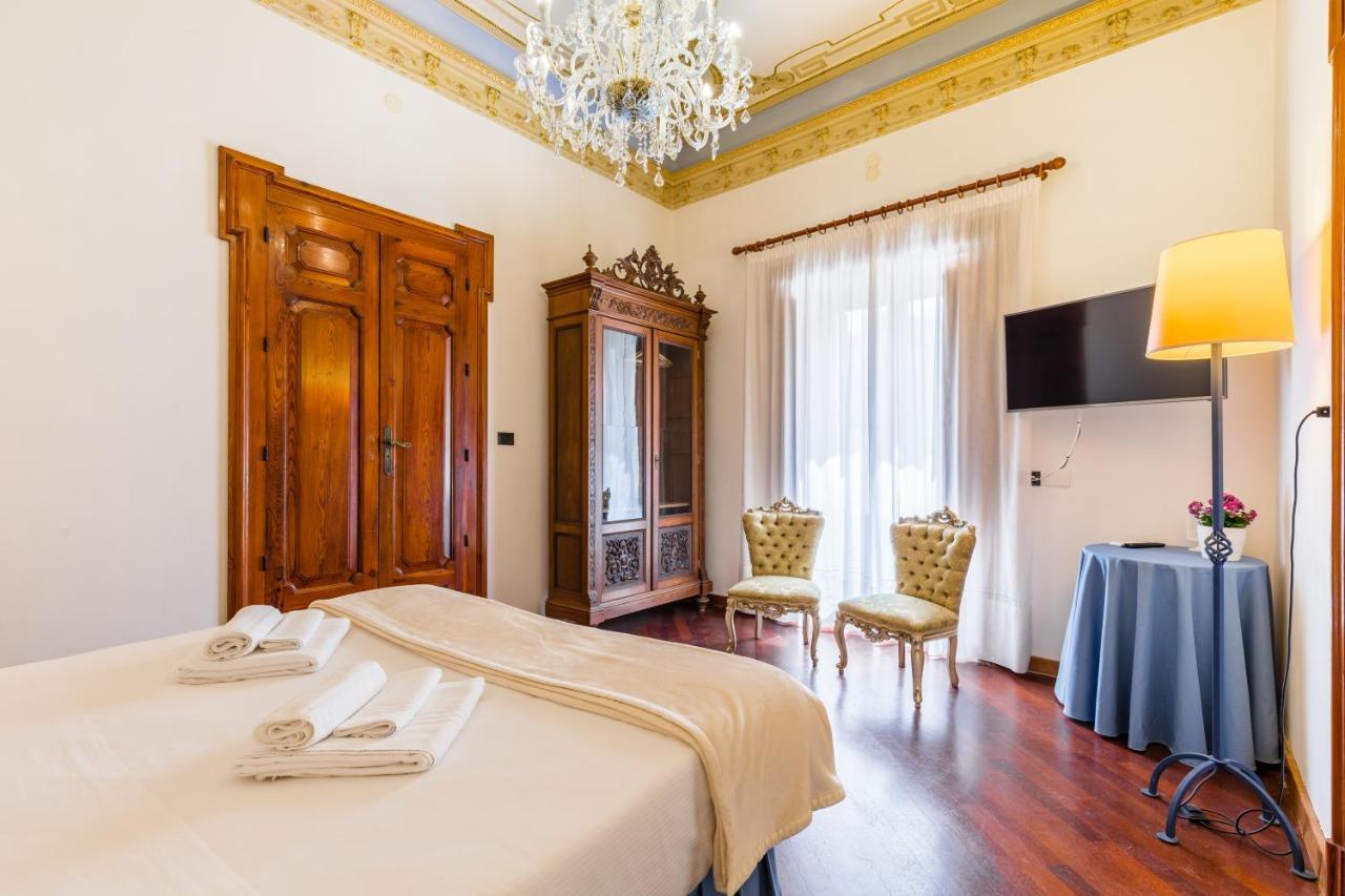 Bed and Breakfast Palazzo Montalbano Шиклі Екстер'єр фото