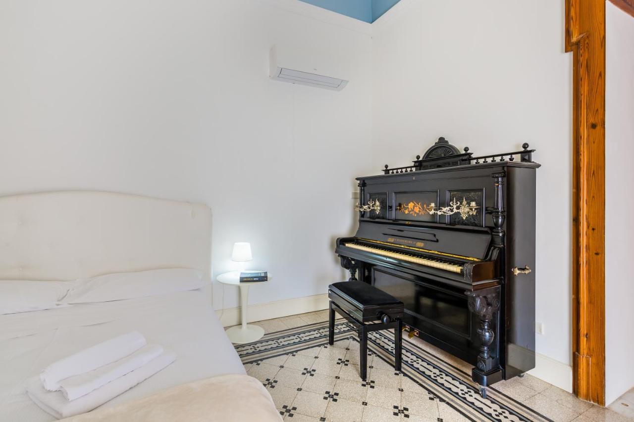 Bed and Breakfast Palazzo Montalbano Шиклі Екстер'єр фото