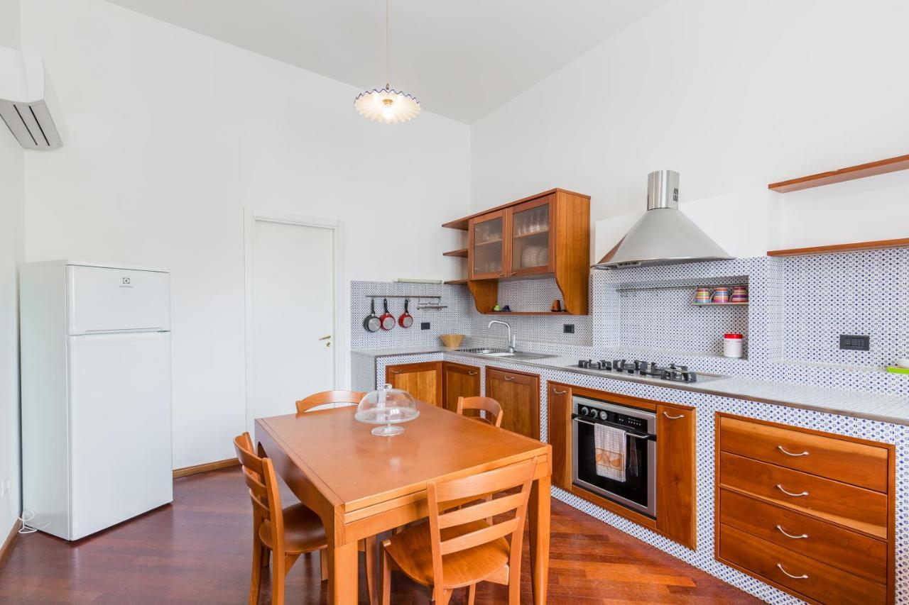 Bed and Breakfast Palazzo Montalbano Шиклі Екстер'єр фото