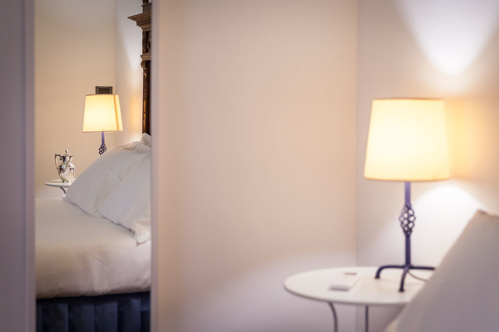 Bed and Breakfast Palazzo Montalbano Шиклі Екстер'єр фото